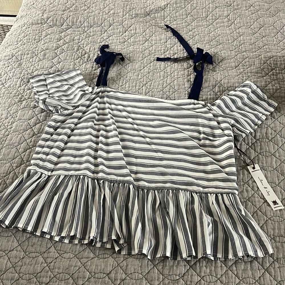 Willow and Clay Top - Large